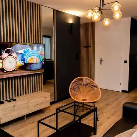 Z Prywatnym Jacuzzi - Bezpłatny Parking - Ogród * Poznań