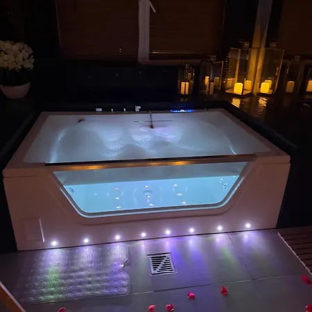 Apartament Z Prywatnym Jacuzzi - Bezpłatny Parking - Ogród *