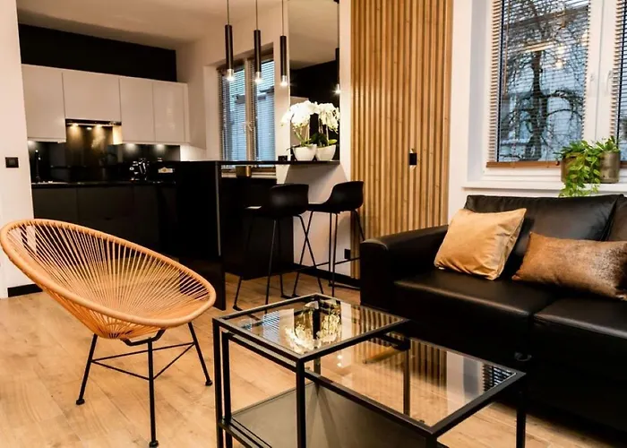 Apartamento Z Prywatnym Jacuzzi - Bezplatny Parking - Ogrod *