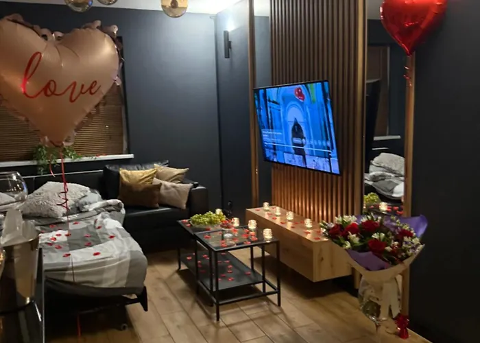 Z Prywatnym Jacuzzi - Bezplatny Parking - Ogrod Apartment Poznan