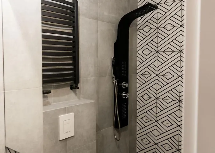 Apartment Z Prywatnym Jacuzzi - Bezplatny Parking - Ogrod Poznan