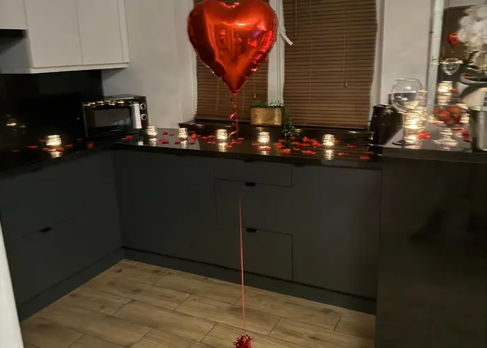 Z Prywatnym Jacuzzi - Bezplatny Parking - Ogrod Poznan